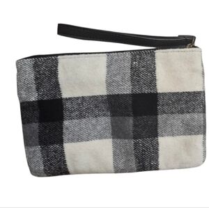 🥳 3/$30 NWT Sonoma Goods For Life Buffalo Plaid Wristlet